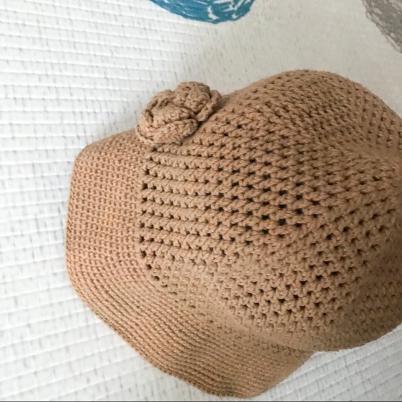 Knitted Bucket Hat - Picture 6 of 9